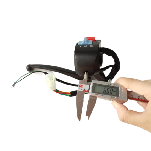 Conjunto Interruptor L. Direito Scooters De 50cc Á 150cc